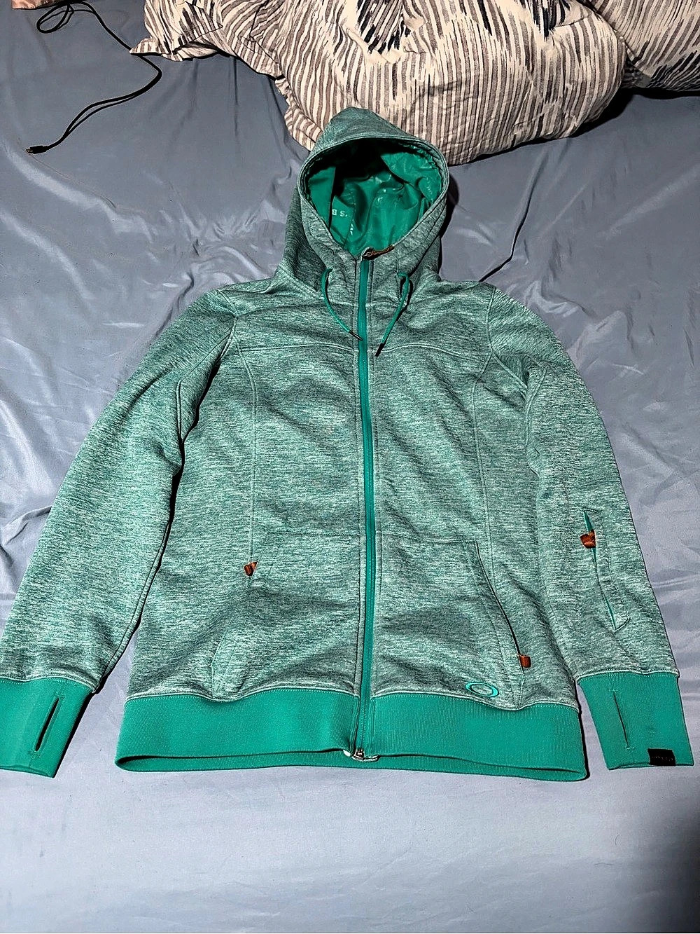 Oakley Green Hoodie Size Medium